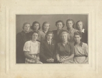 Девушки Групповая фотография артикул 3403c.